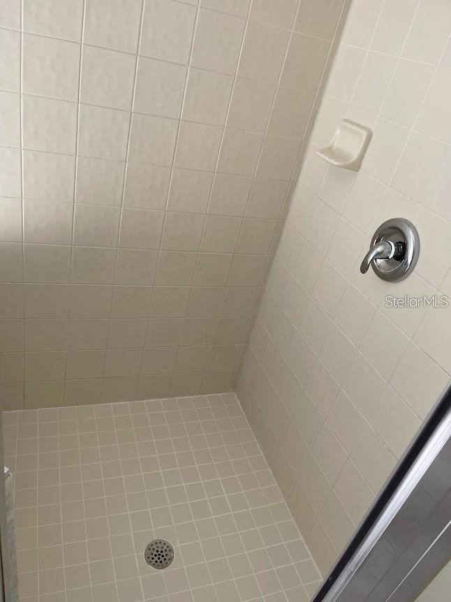 Image 20 of 34 For 2802 Baywood Lane