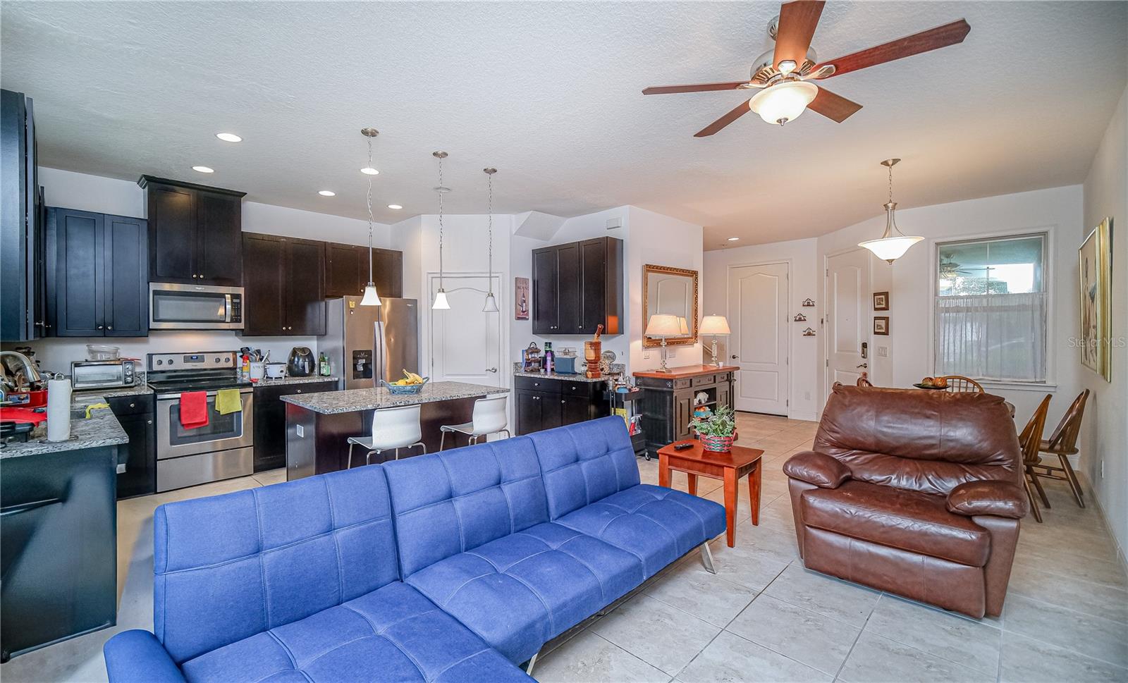 Image 10 of 66 For 13997 Helsby Street