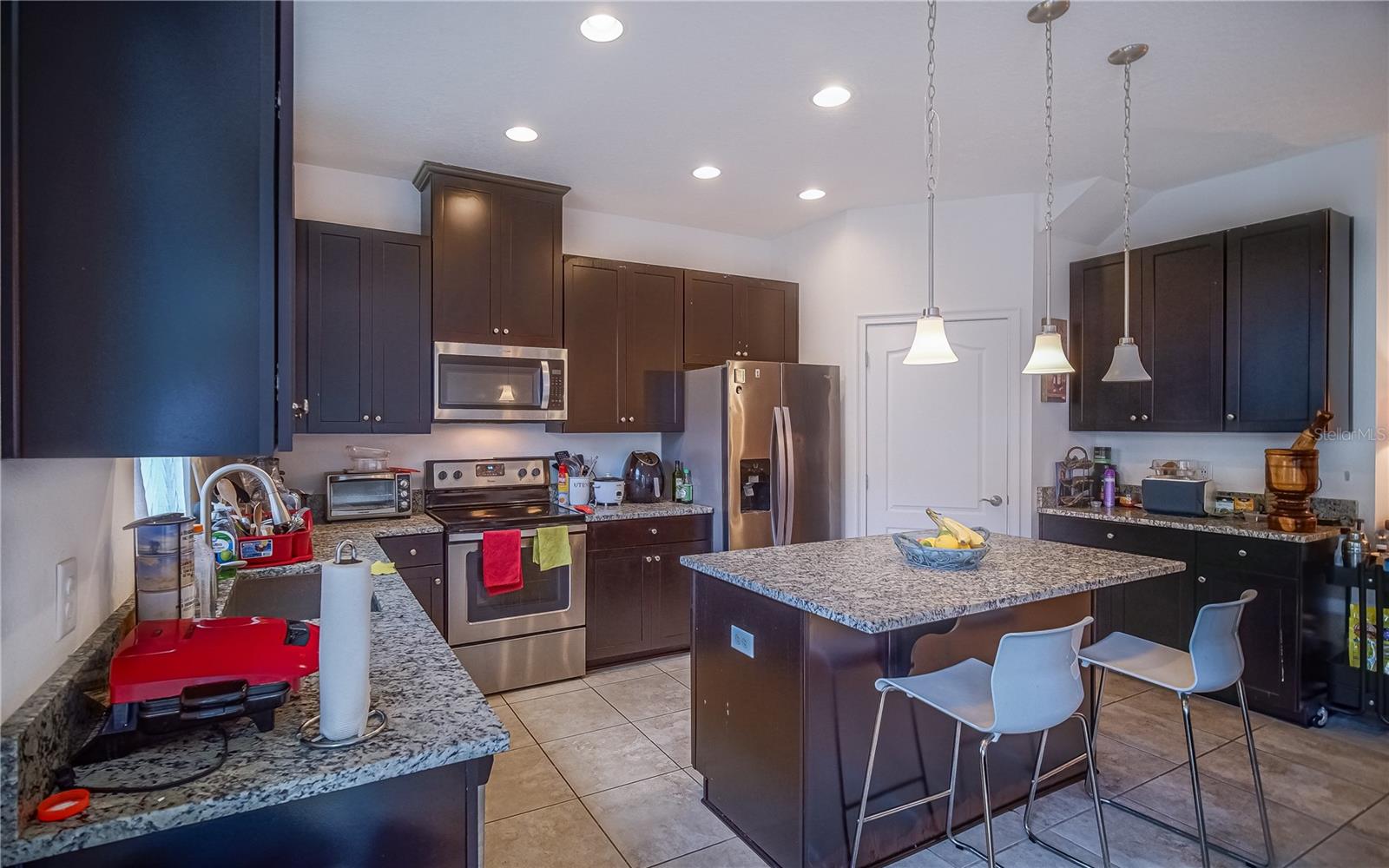 Image 13 of 66 For 13997 Helsby Street