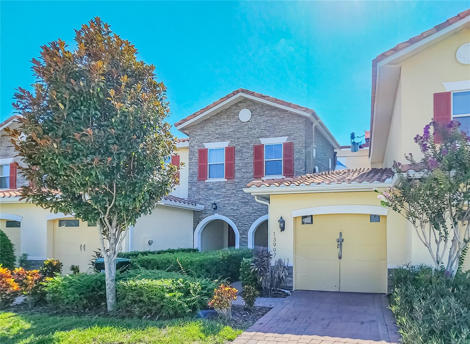 Image 2 of 66 For 13997 Helsby Street