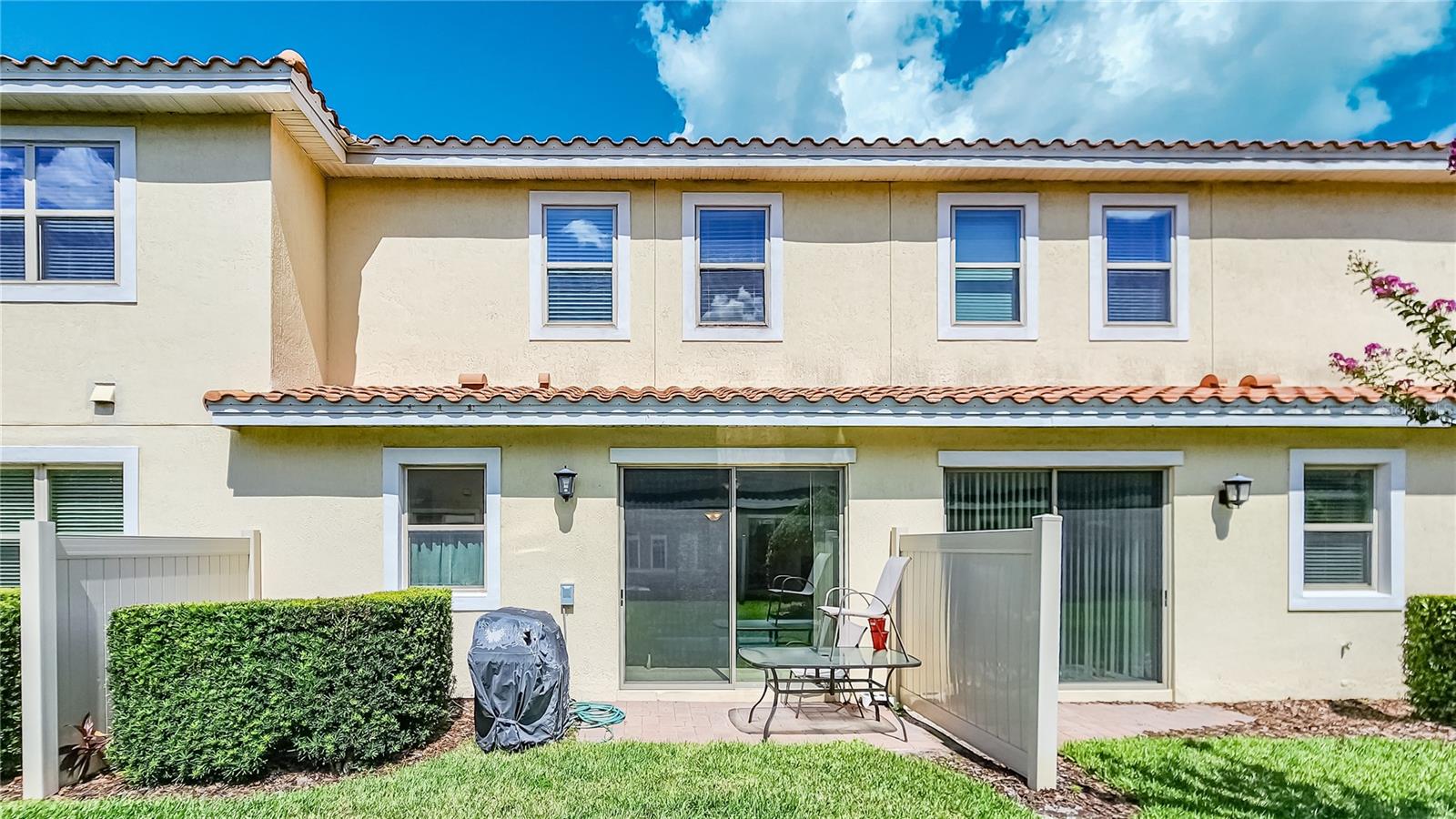 Image 30 of 66 For 13997 Helsby Street