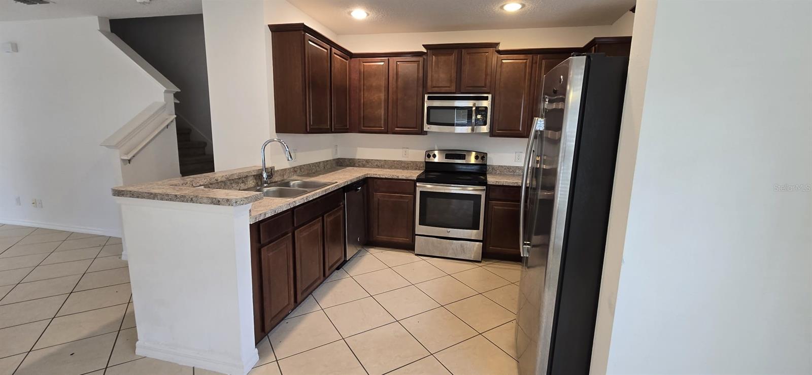 Image 6 of 28 For 2851 Sunstone Drive