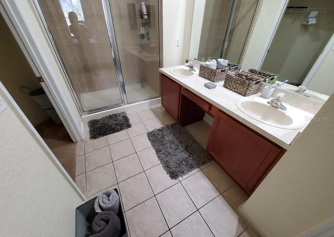 Image 11 of 31 For 3001 Laurel Park Lane 201