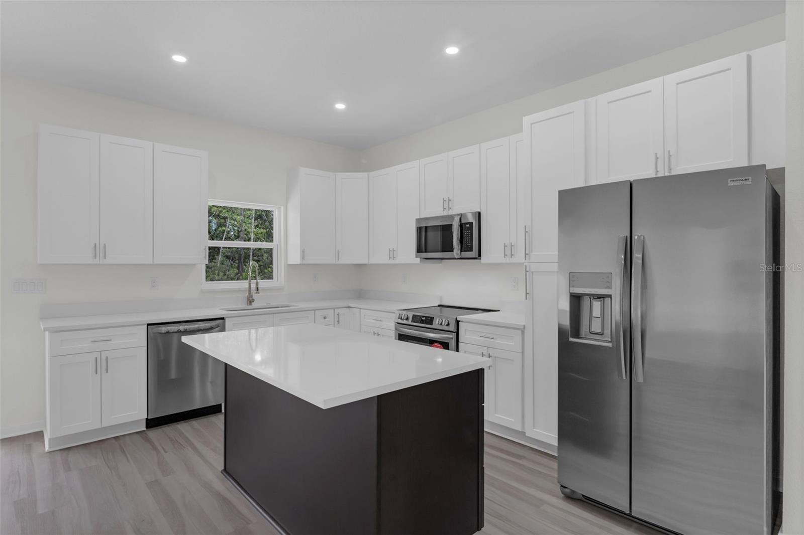 Image 12 of 60 For 7539 Bernal Street