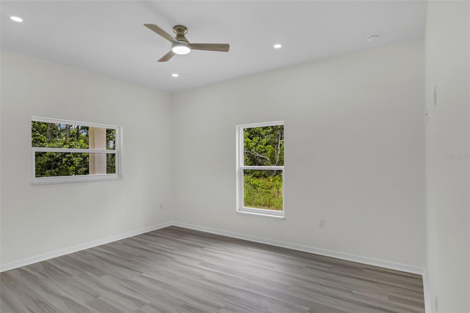 Image 23 of 60 For 7539 Bernal Street