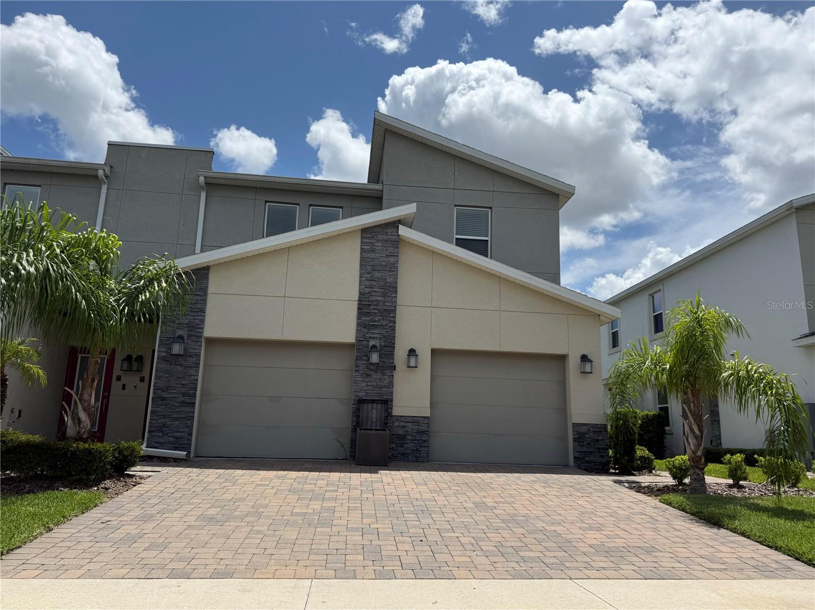 Listing Details for 527 Ocean Course Avenue 527, DAVENPORT, FL 33896