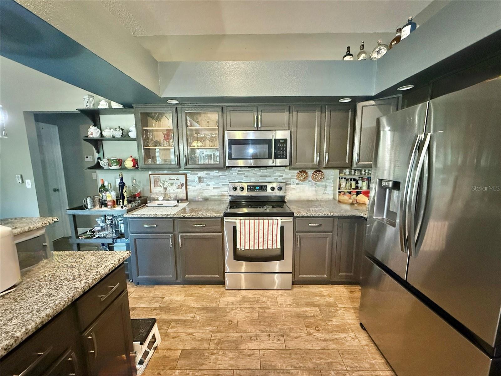 Image 12 of 63 For 231 Strathmore Circle