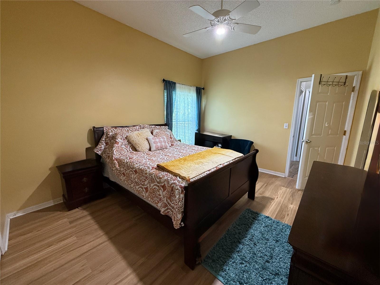 Image 31 of 63 For 231 Strathmore Circle