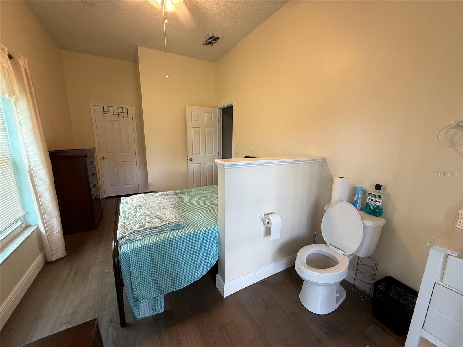 Image 40 of 63 For 231 Strathmore Circle