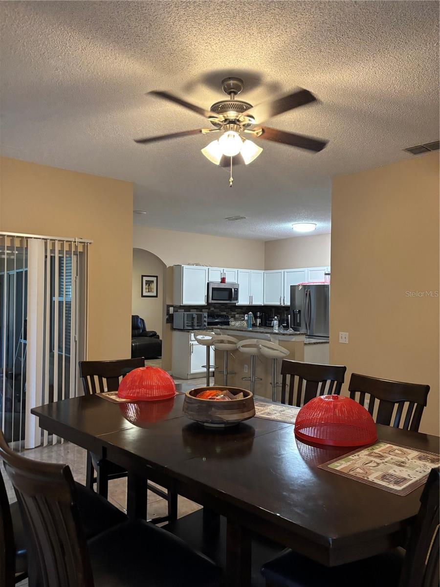 Image 7 of 13 For 468 Acacia Tree Way