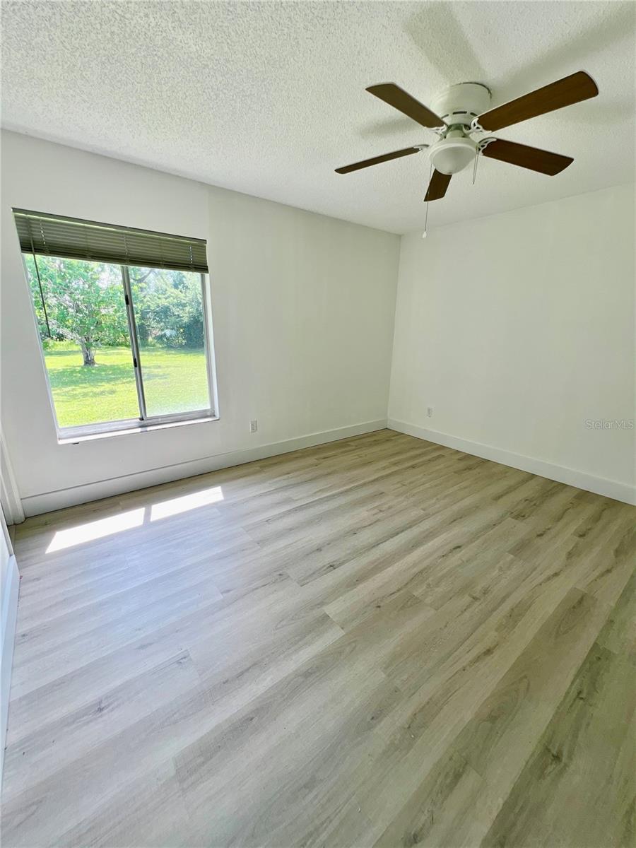 Image 10 of 13 For 11407 Splitwood Lane