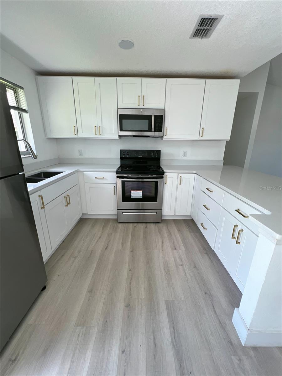 Image 5 of 13 For 11407 Splitwood Lane