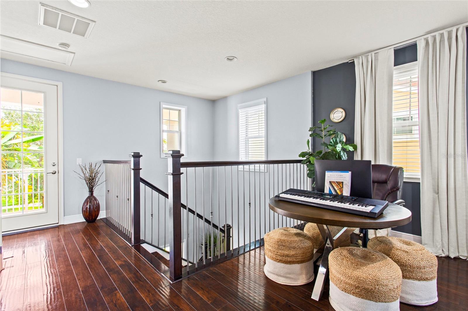 Image 38 of 76 For 10067 Mere Parkway