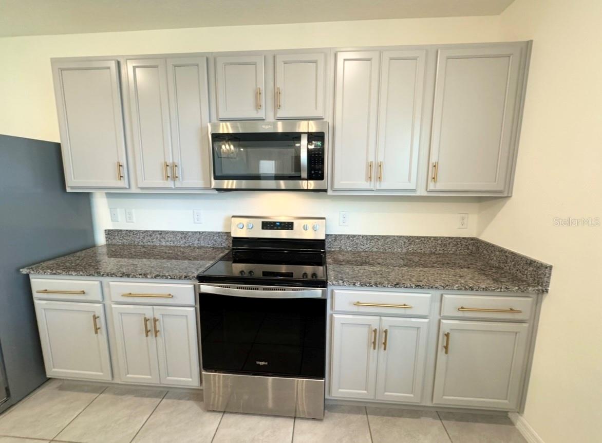 Image 6 of 19 For 11327 Amber Ridge Drive