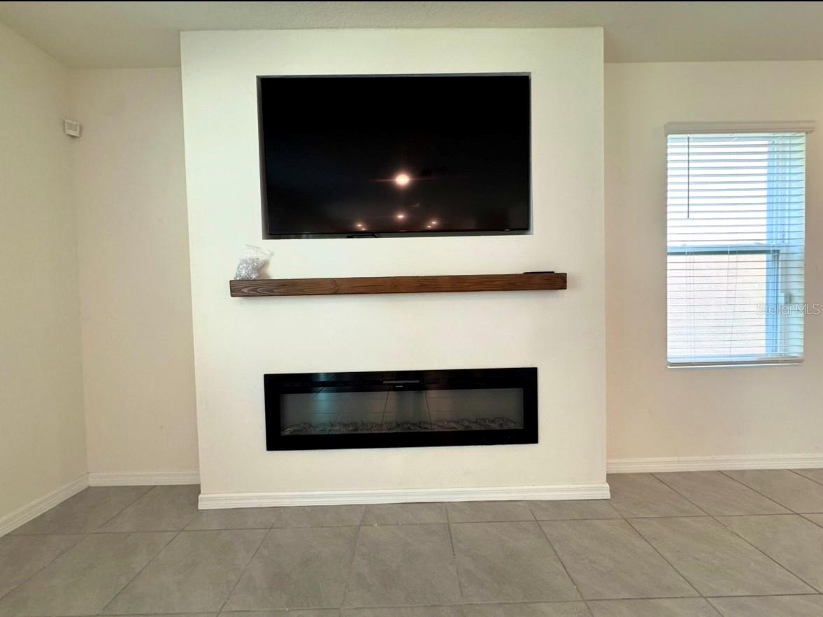 Image 8 of 19 For 11327 Amber Ridge Drive