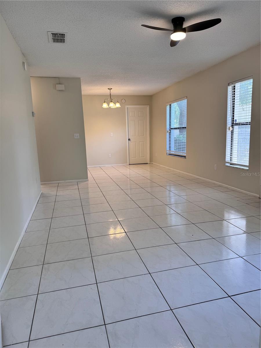 Image 4 of 23 For 3154 Semoran Boulevard 801