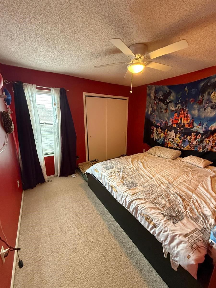 Image 36 of 42 For 109 Lakepointe Circle