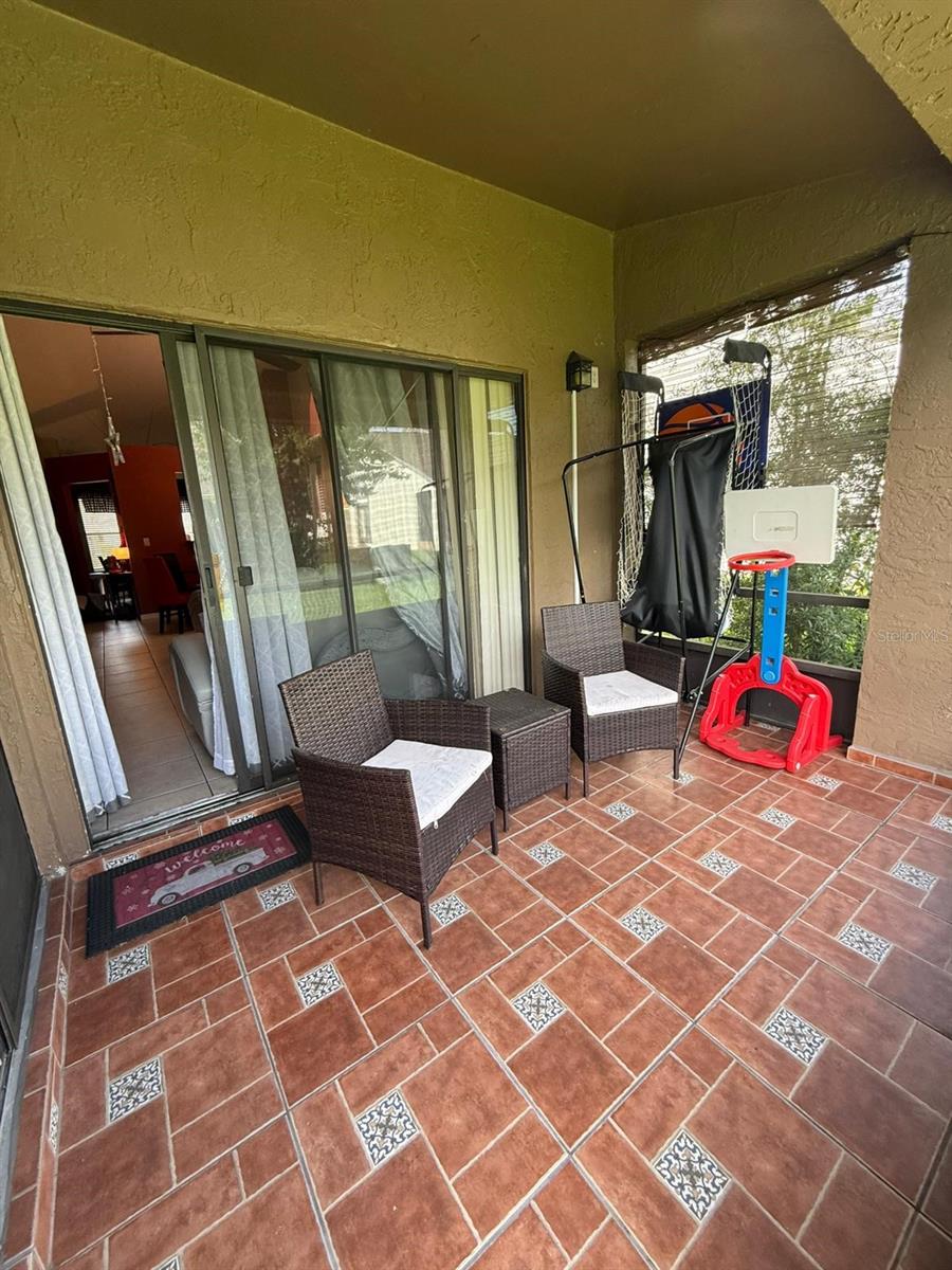 Image 37 of 42 For 109 Lakepointe Circle