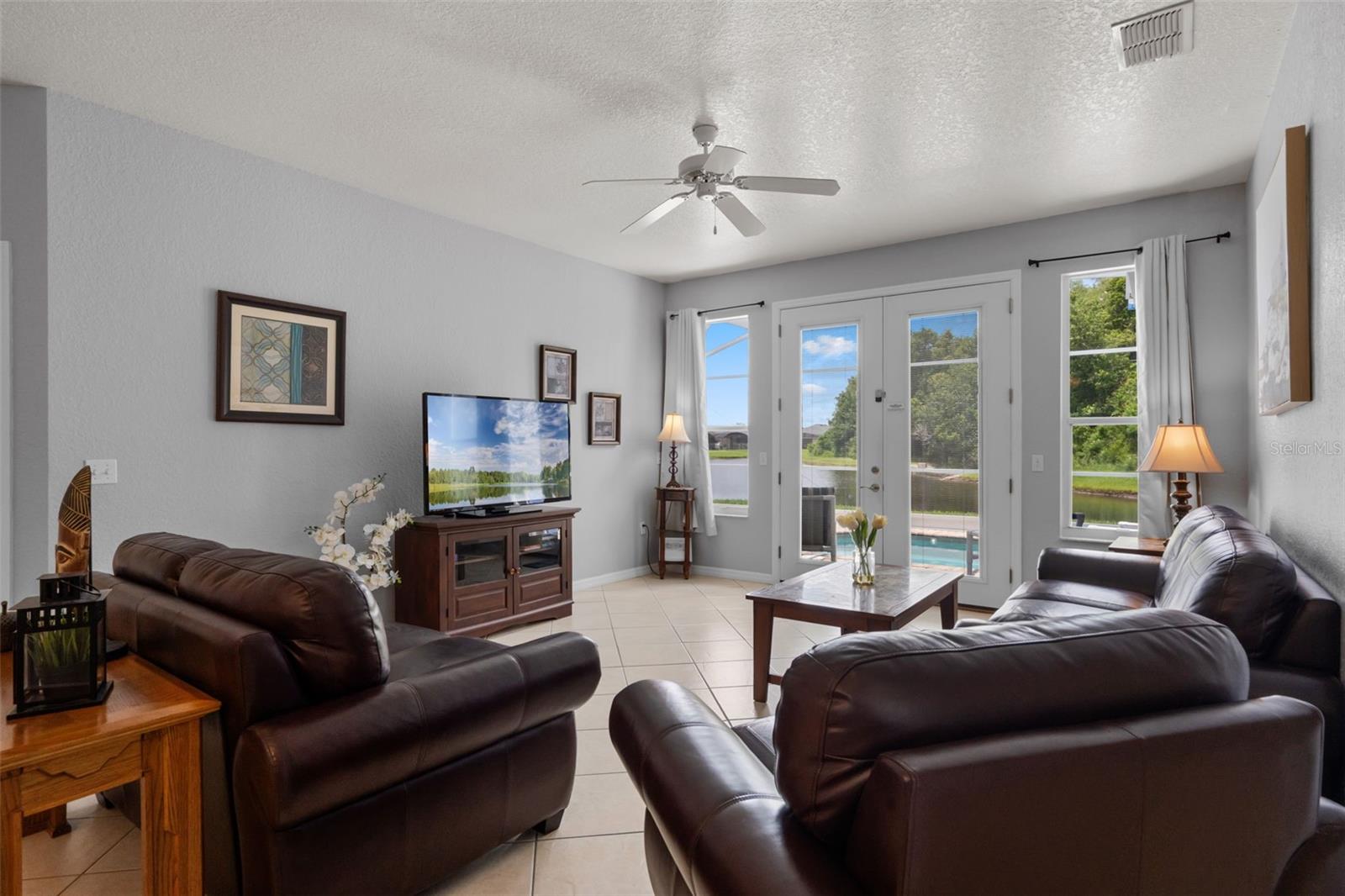 Image 5 of 68 For 156 Magic Landings Boulevard