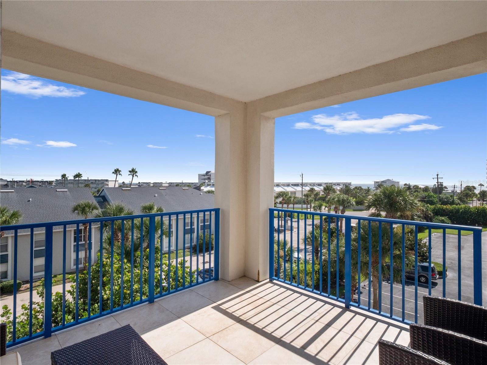 Image 12 of 47 For 5300 Atlantic Avenue 4-407
