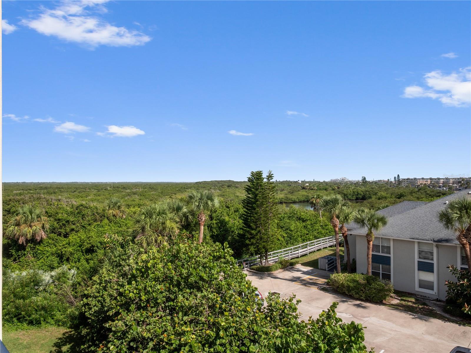 Image 13 of 47 For 5300 Atlantic Avenue 4-407