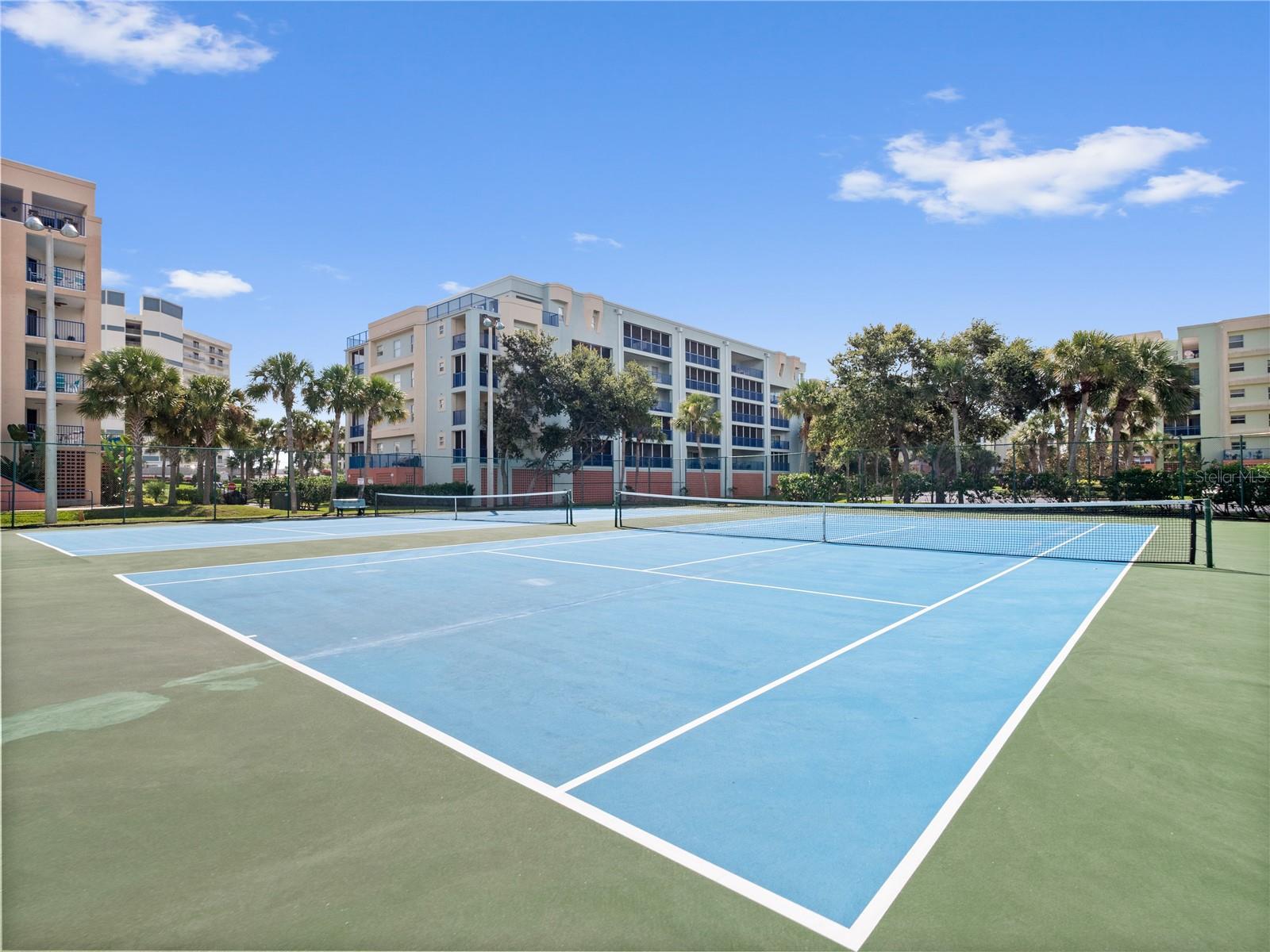 Image 34 of 47 For 5300 Atlantic Avenue 4-407