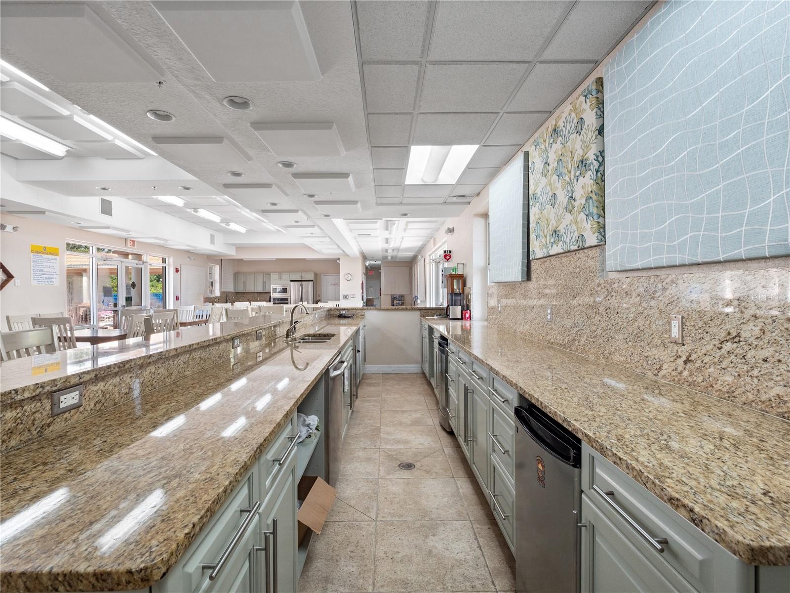 Image 38 of 47 For 5300 Atlantic Avenue 4-407