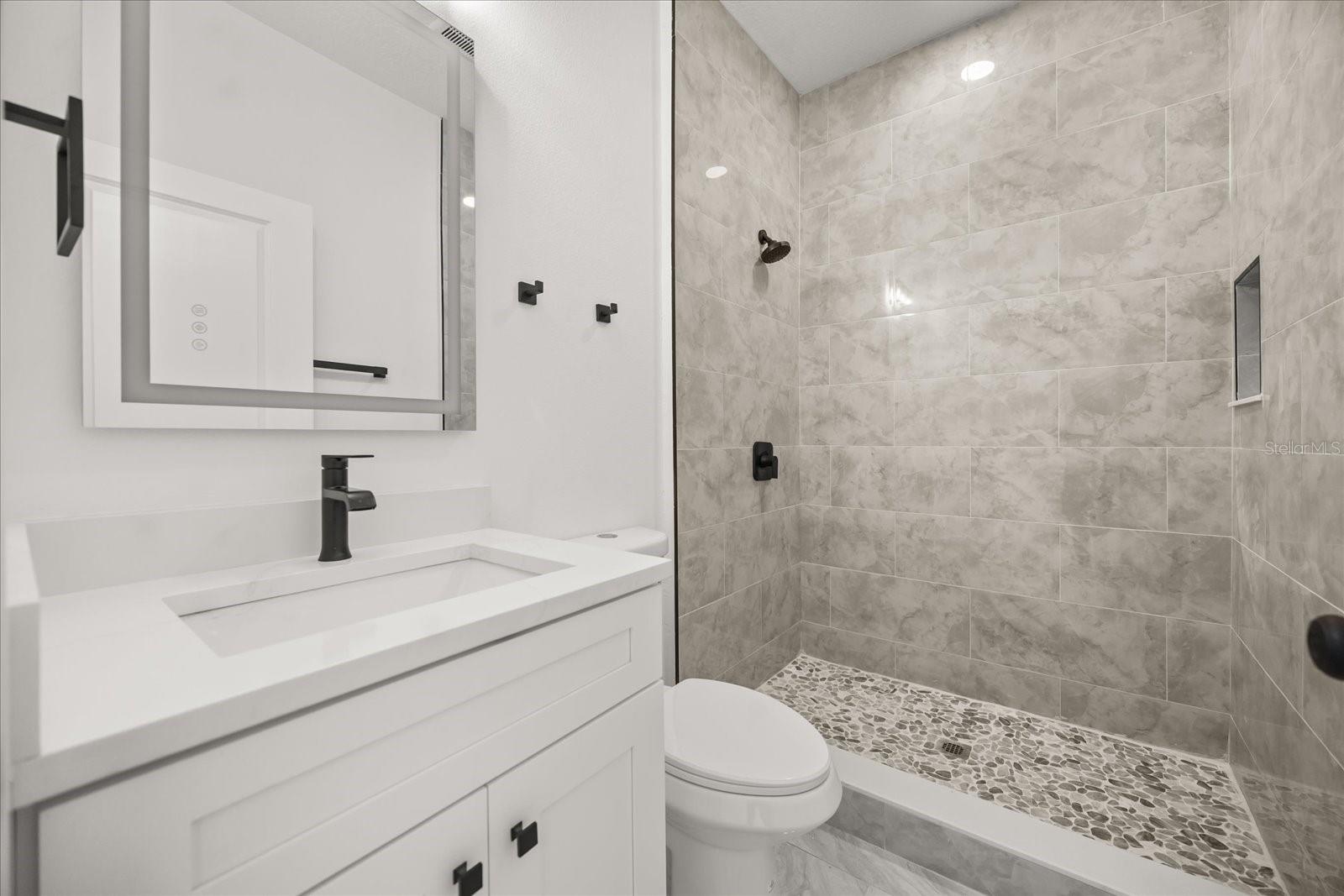 Image 11 of 47 For 589 Lamon Avenue Sw