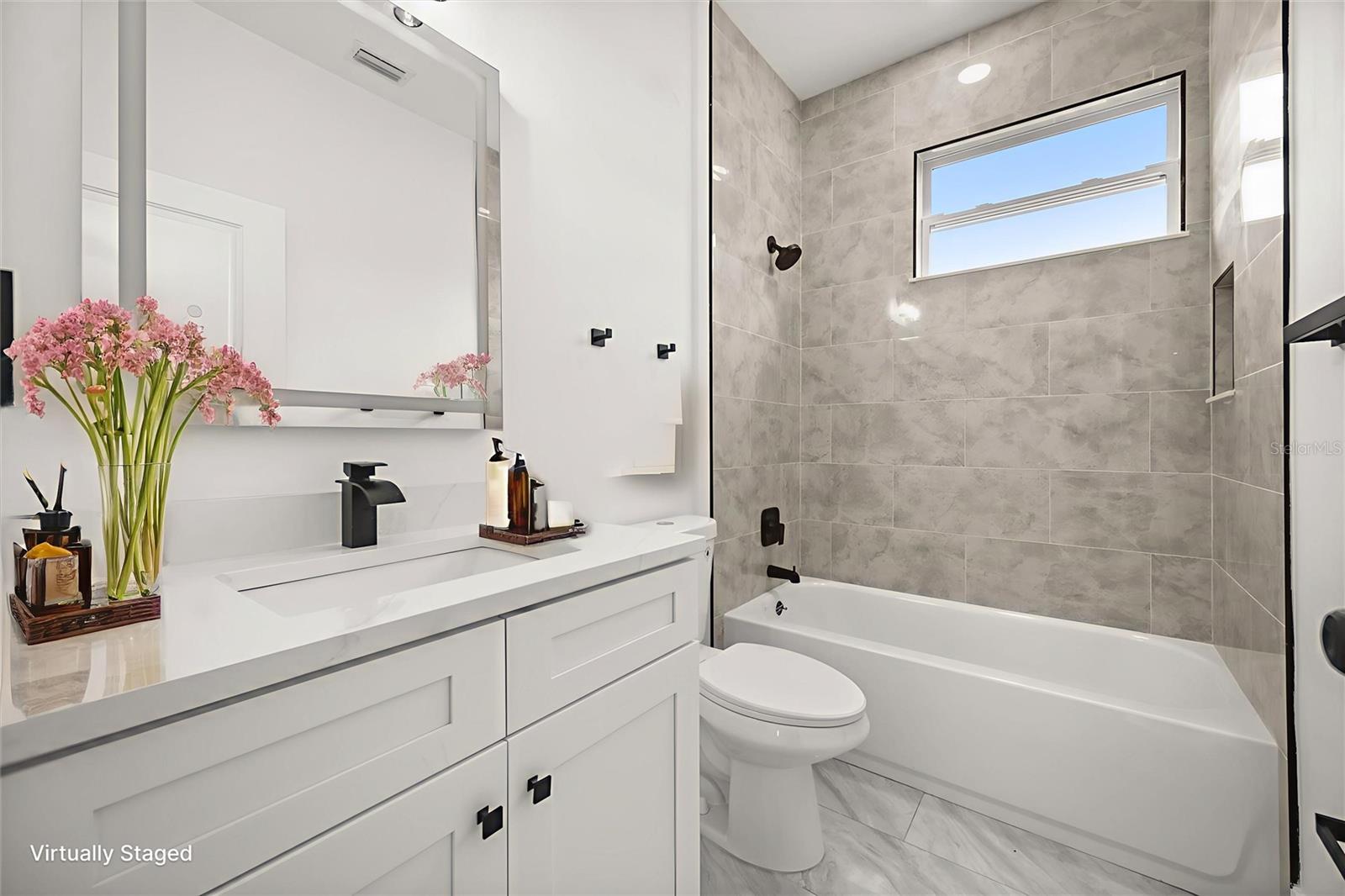 Image 19 of 47 For 589 Lamon Avenue Sw