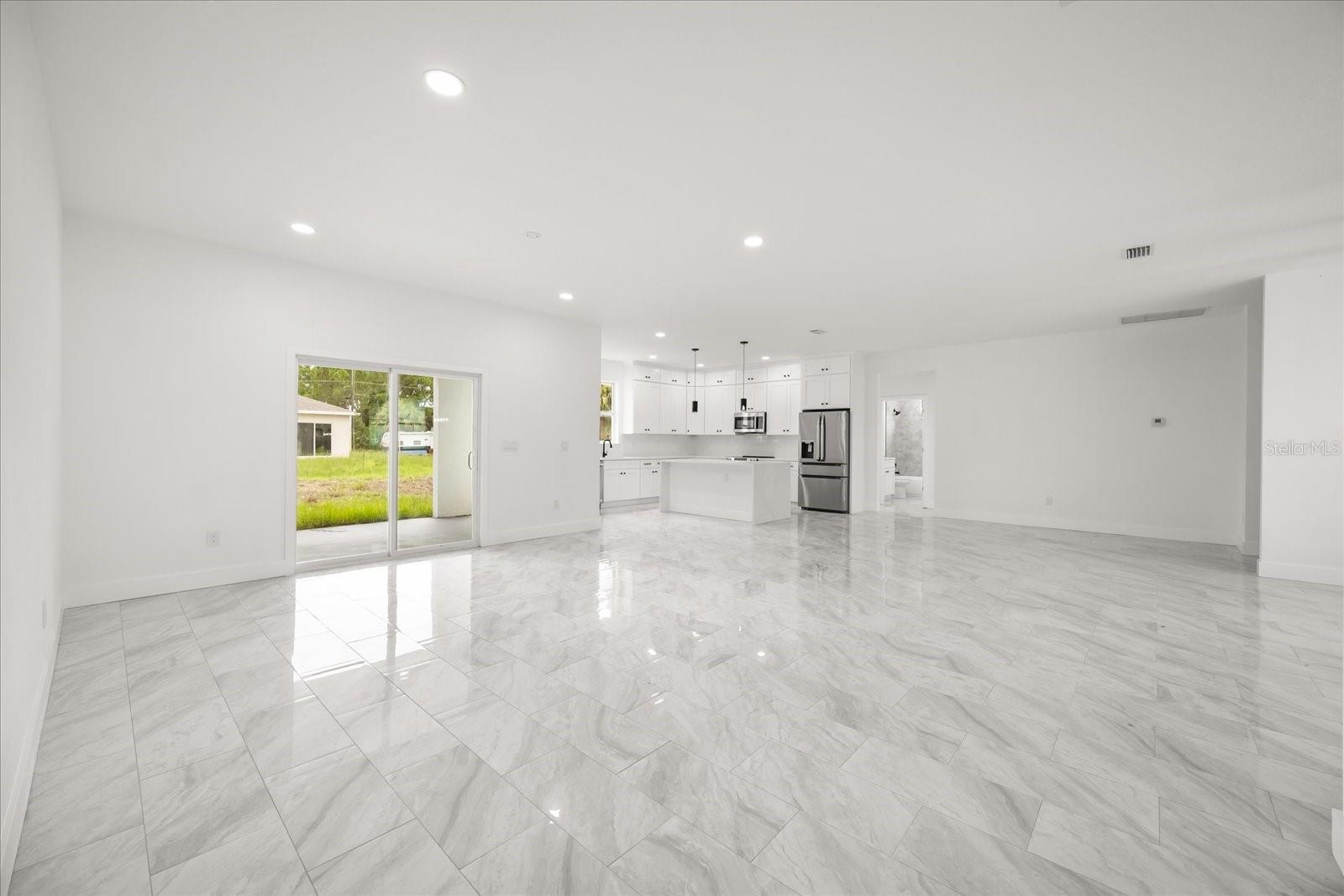 Image 22 of 47 For 589 Lamon Avenue Sw