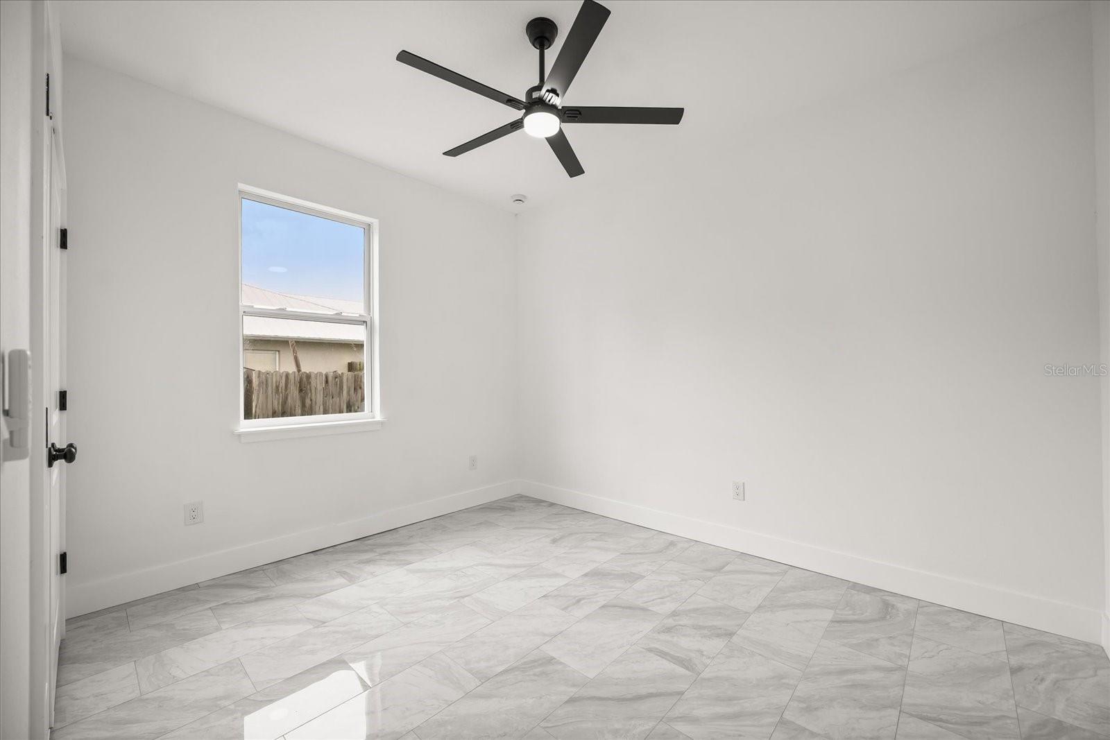 Image 30 of 47 For 589 Lamon Avenue Sw