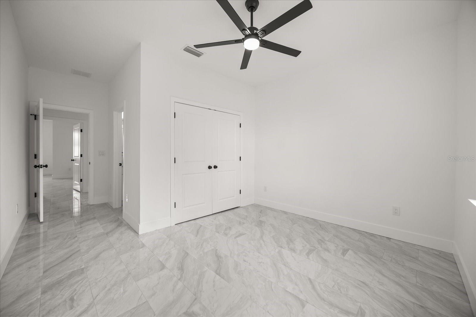 Image 34 of 47 For 589 Lamon Avenue Sw
