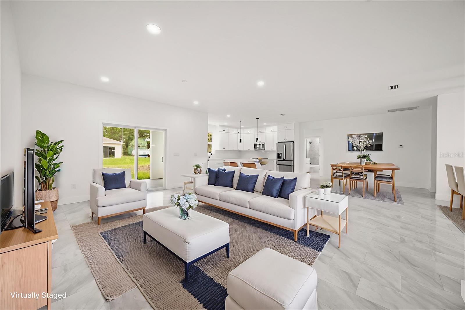 Image 4 of 47 For 589 Lamon Avenue Sw