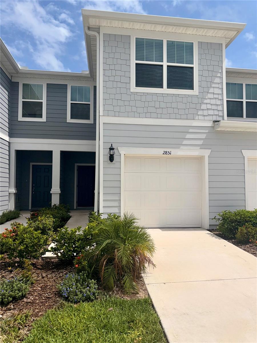 Image 2 of 19 For 2851 Stunning Avenue