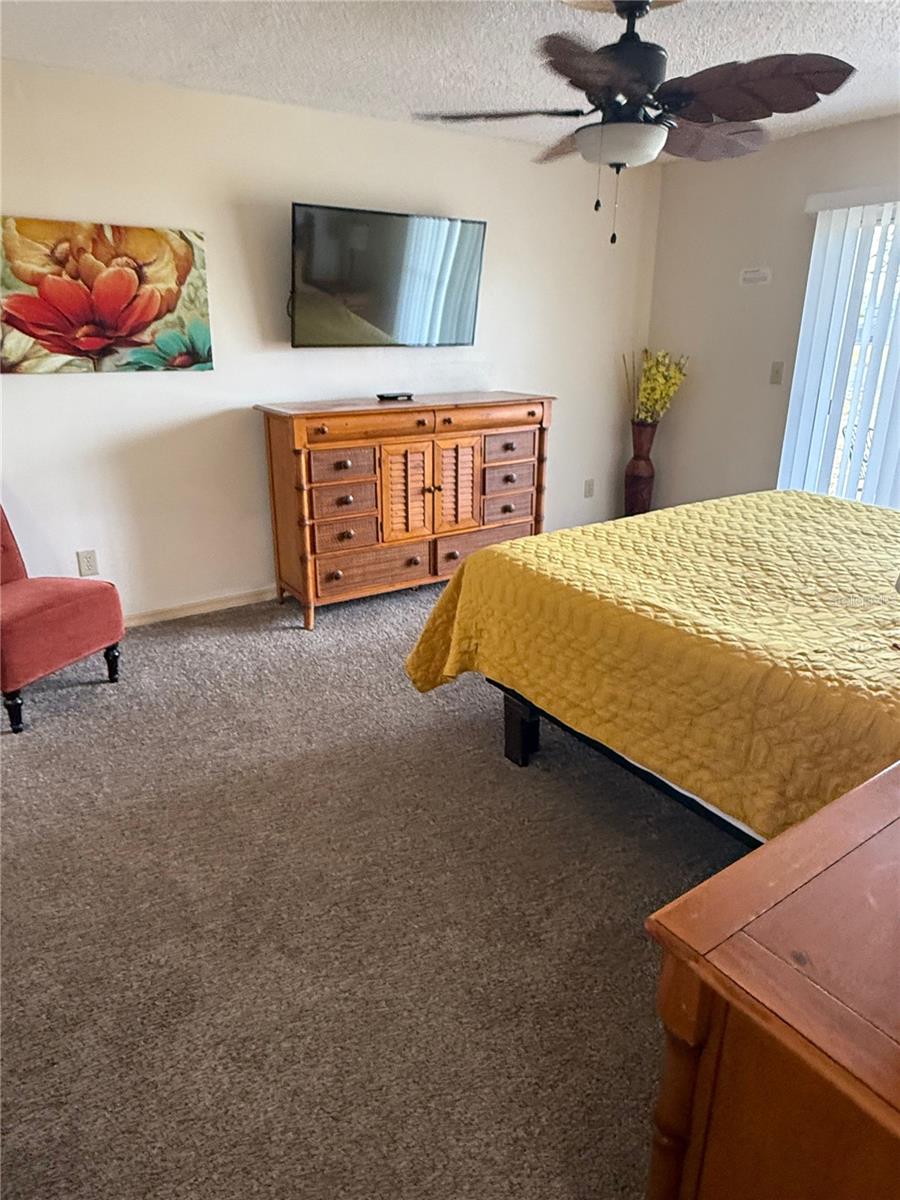 Image 11 of 16 For 2482 Sweetwater Club Circle 87