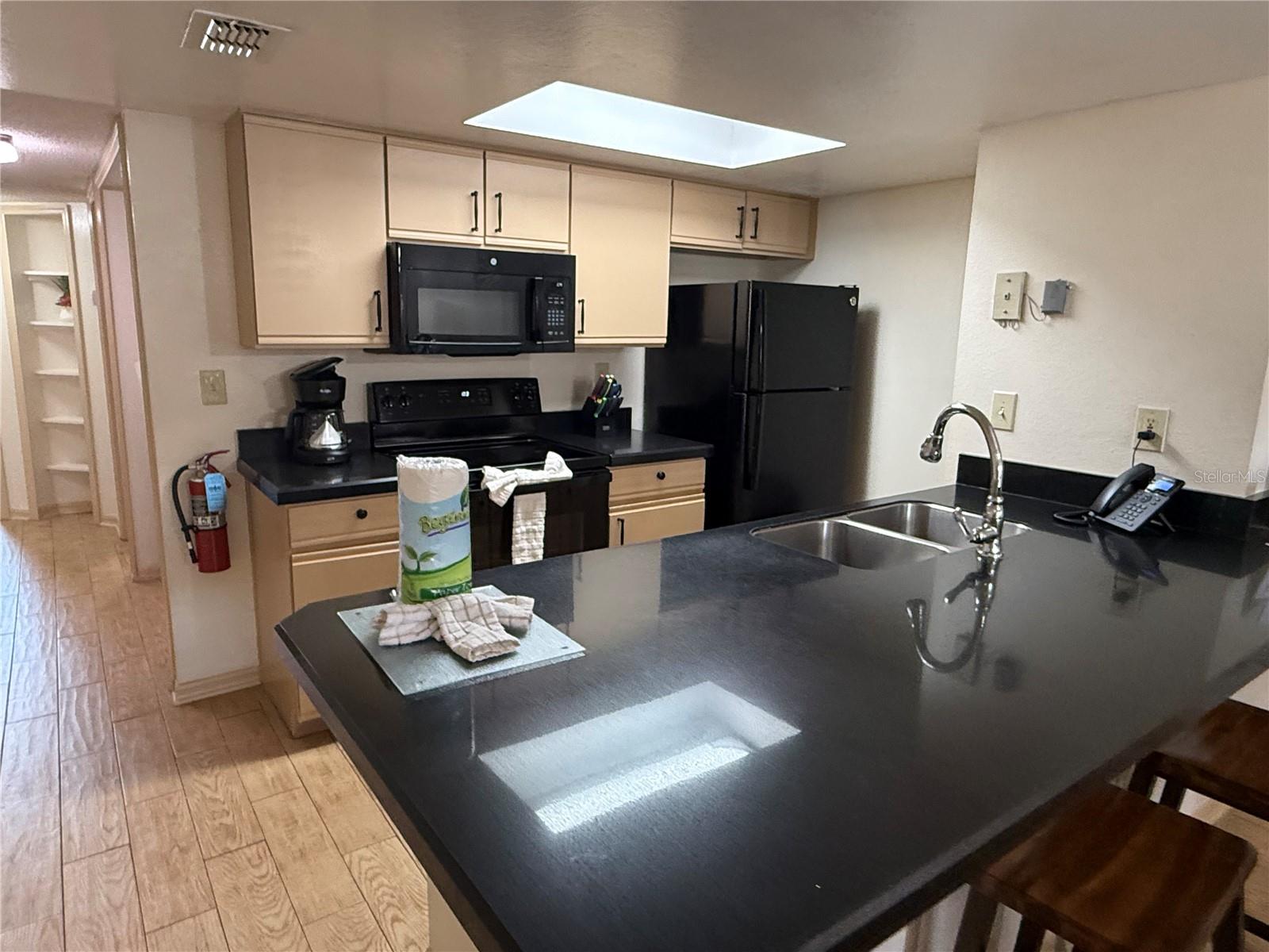 Image 6 of 16 For 2482 Sweetwater Club Circle 87