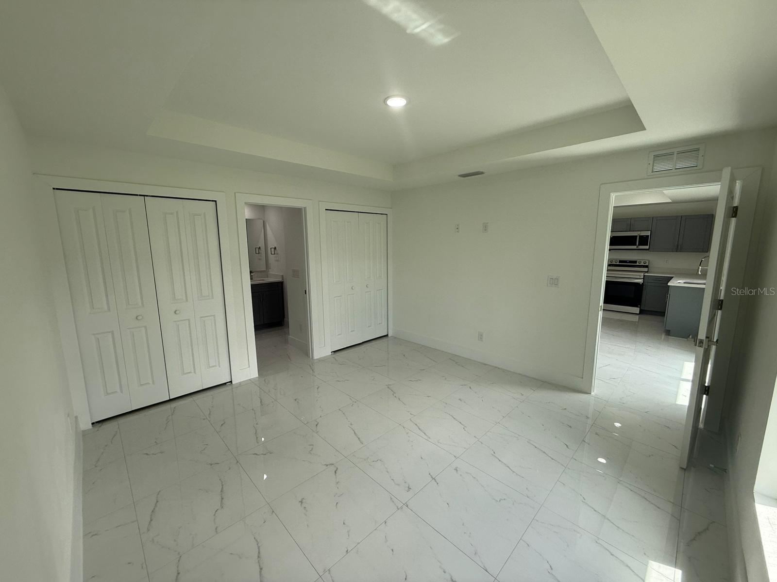 Image 11 of 24 For 322 Mcarthur Boulevard