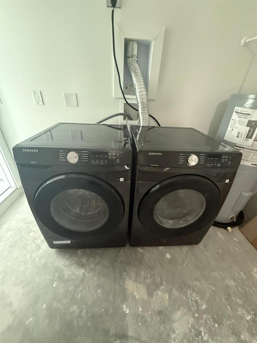 Image 18 of 24 For 322 Mcarthur Boulevard