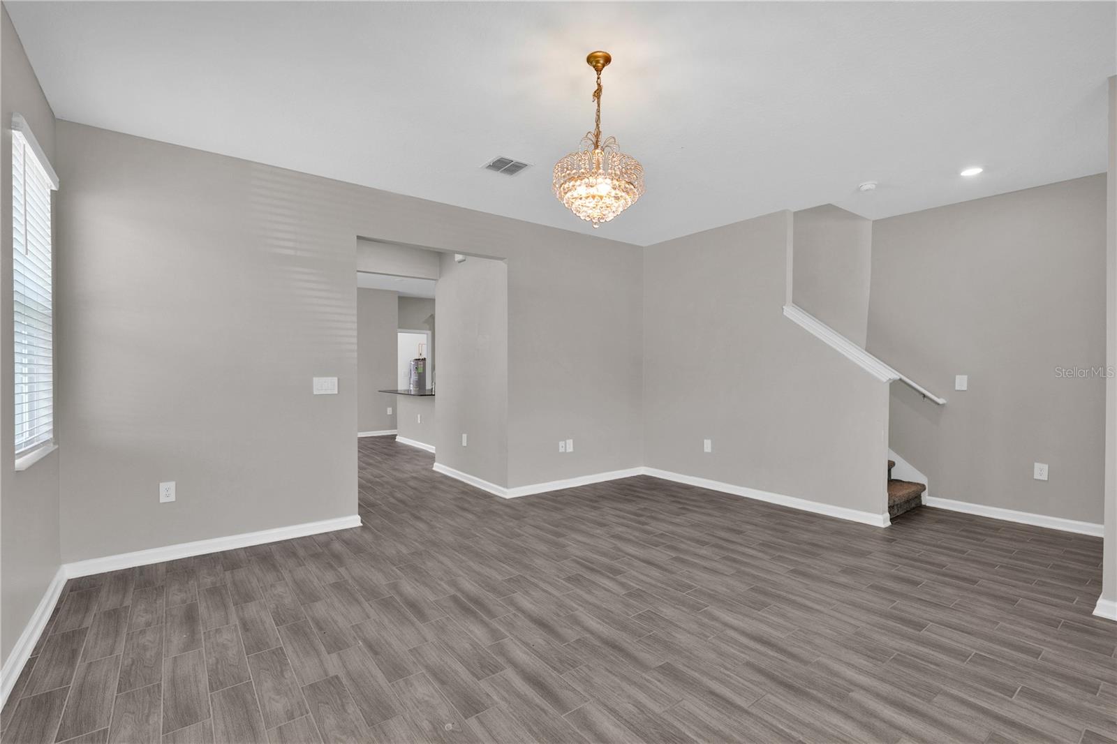 Image 6 of 24 For 6452 Sprucepine Lane