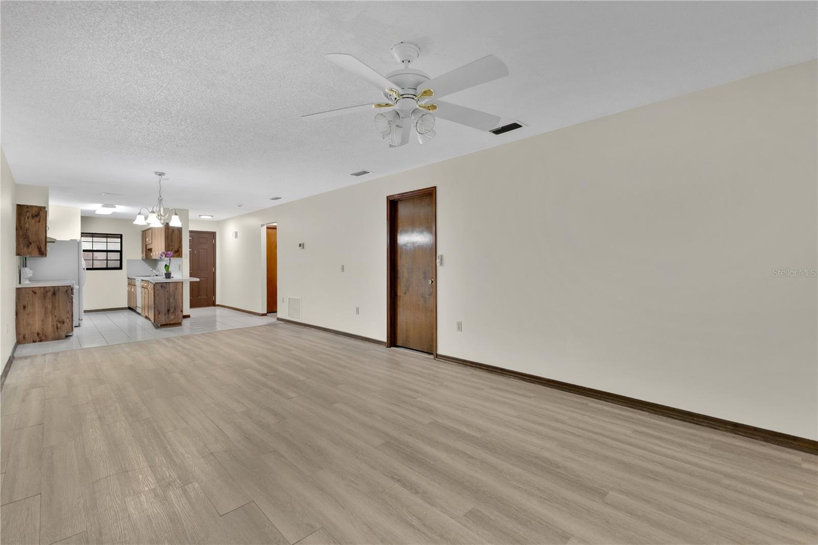 Image 2 of 27 For 3704 Bay Court