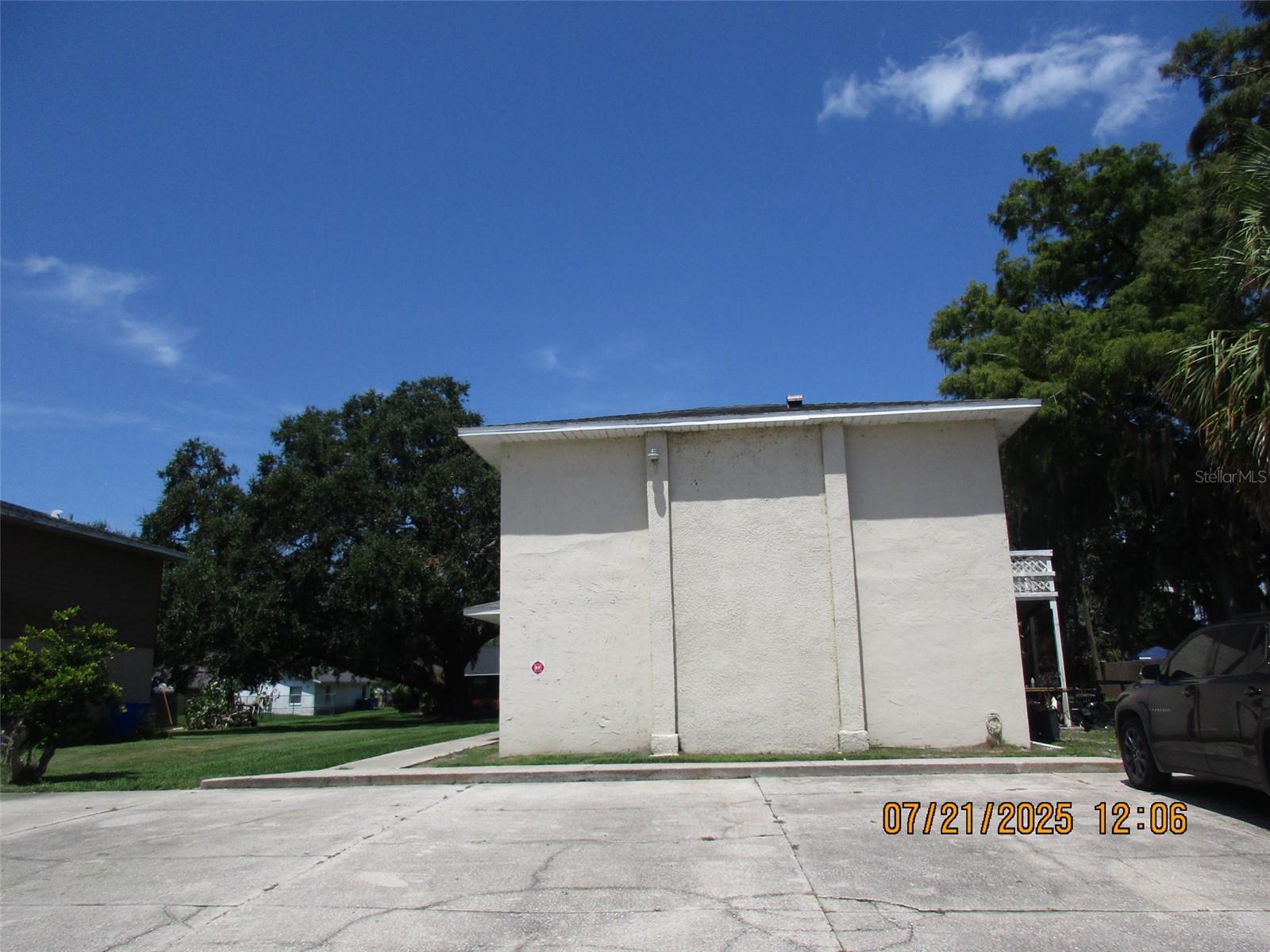 Image 2 of 17 For 18 Georgia Avenue