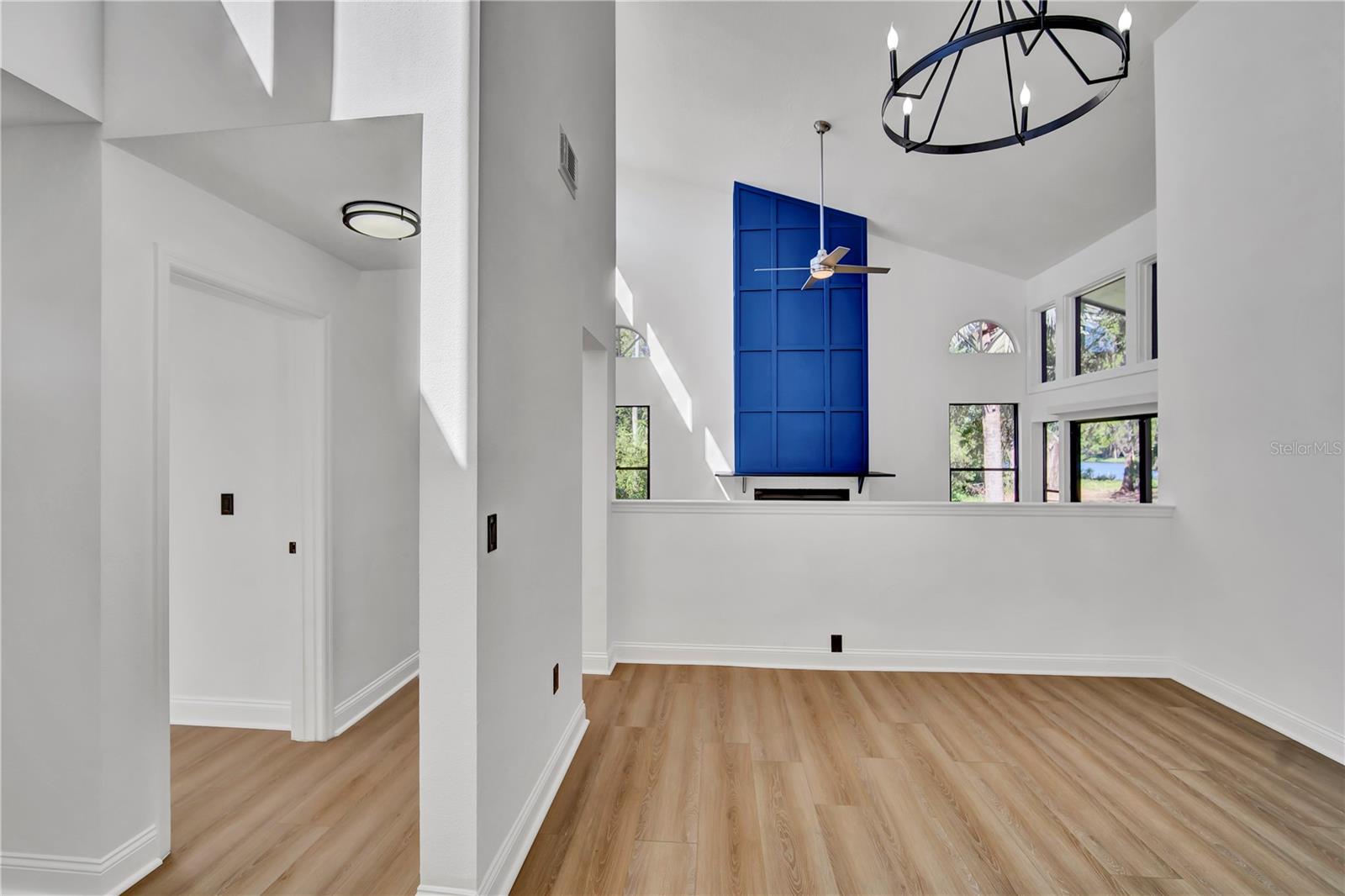 Image 9 of 47 For 910 Florida Boulevard