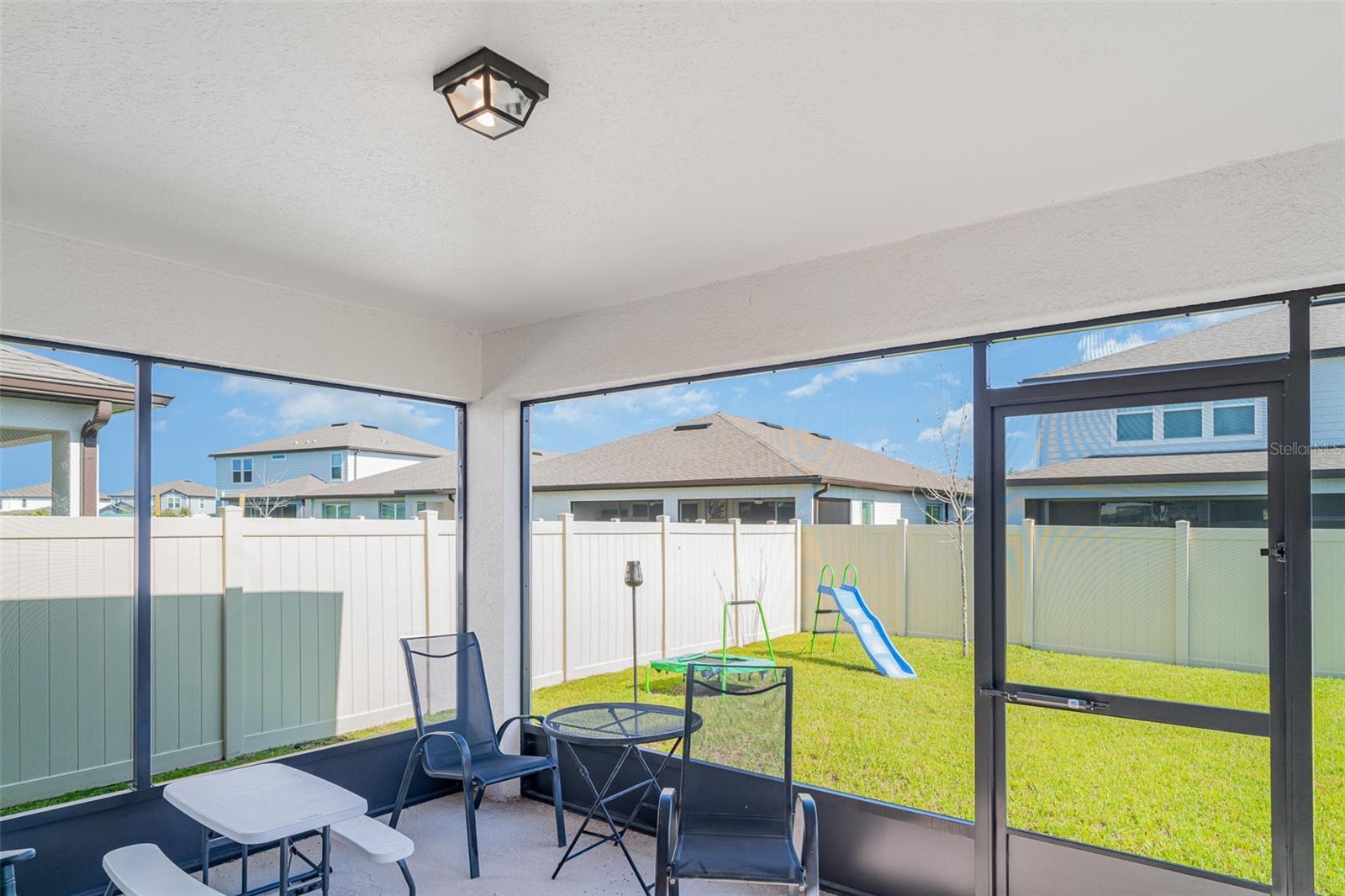 Image 27 of 30 For 465 Waterford Drive