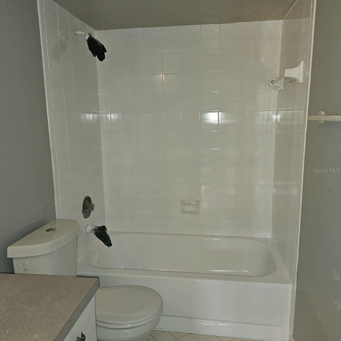 Image 6 of 7 For 5231 Via Hacienda Circle 117