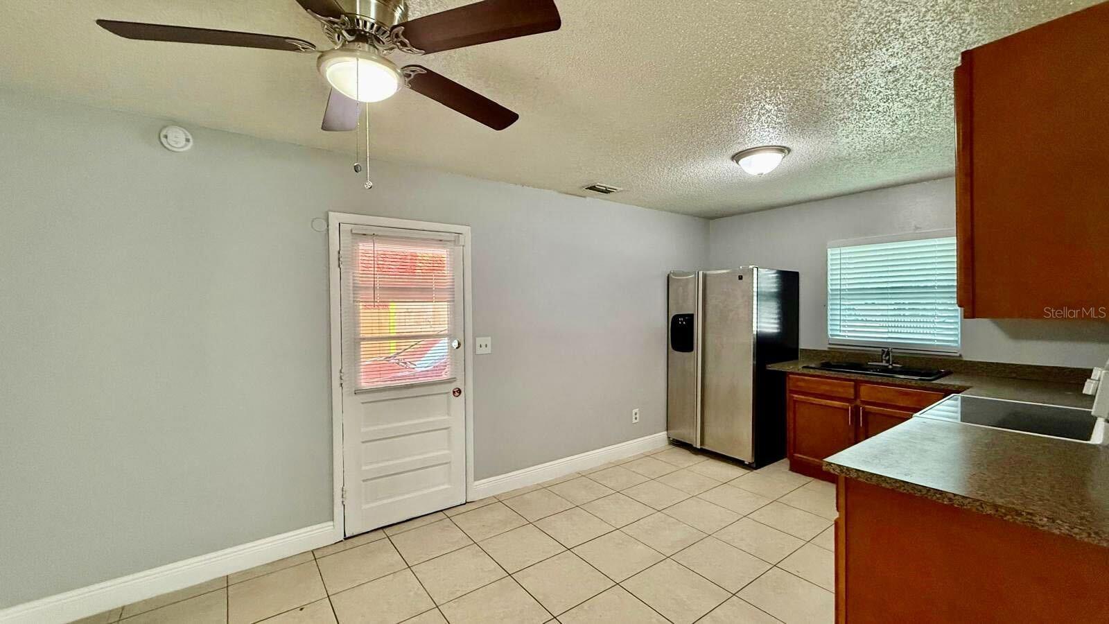 Image 6 of 14 For 1511 Mabbette Street
