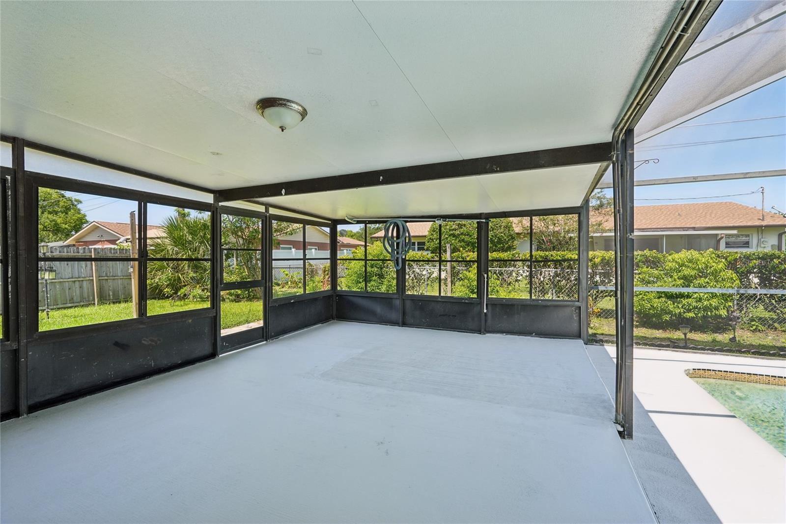 Image 11 of 27 For 706 Phillip Street