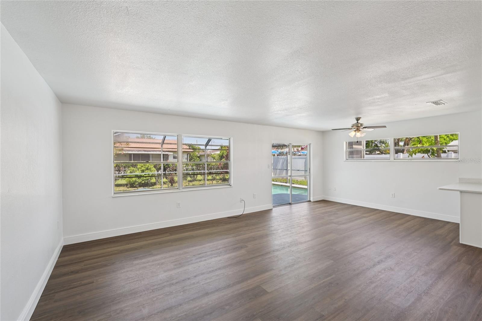 Image 15 of 27 For 706 Phillip Street