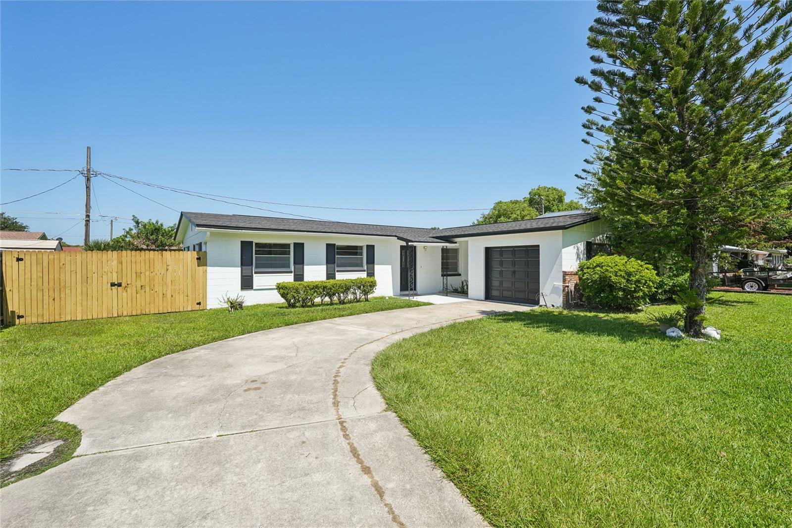 Image 2 of 27 For 706 Phillip Street