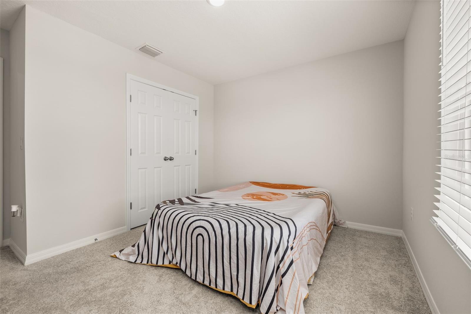 Image 27 of 46 For 4345 Hillock Boulevard