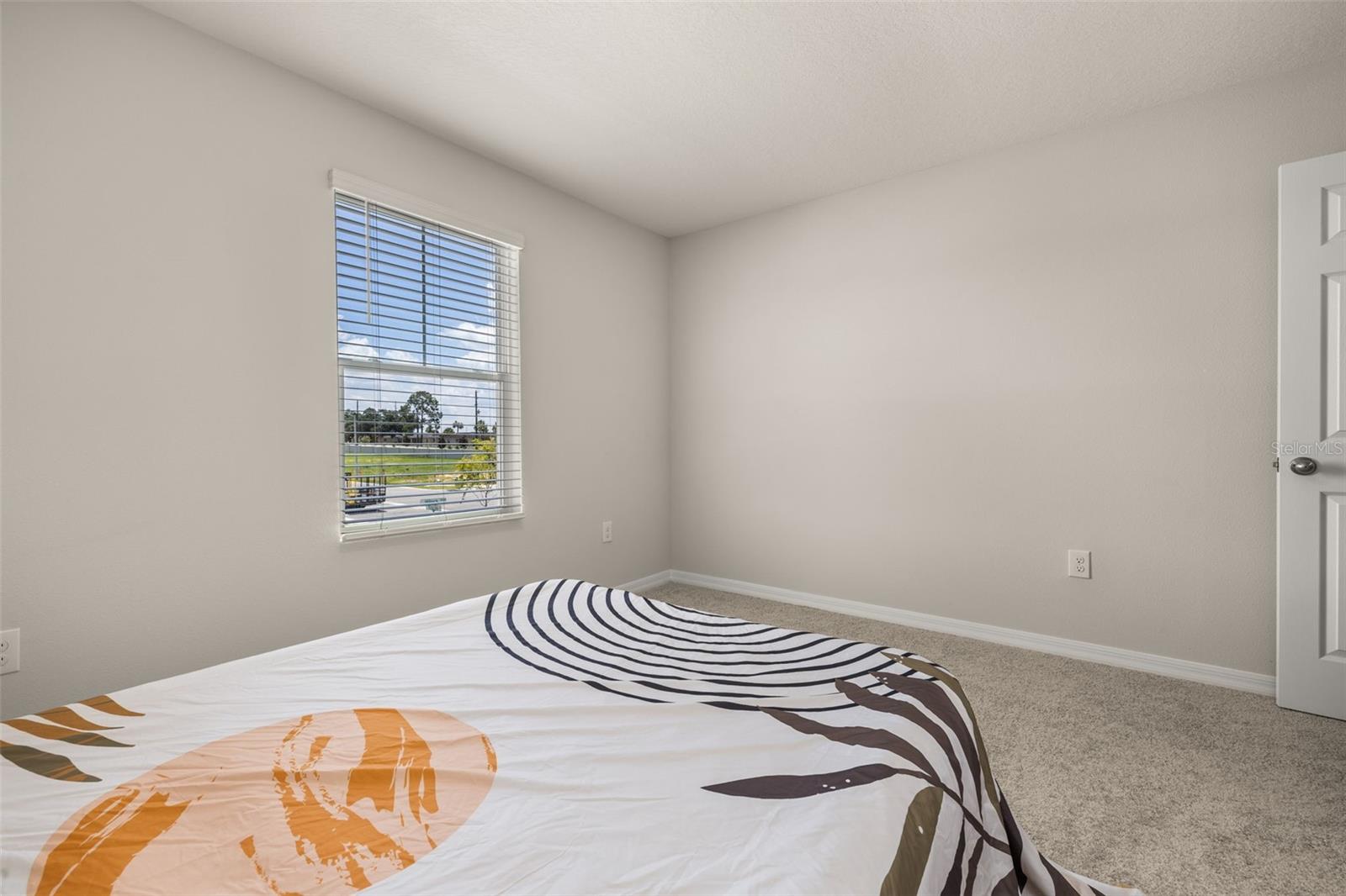 Image 28 of 46 For 4345 Hillock Boulevard